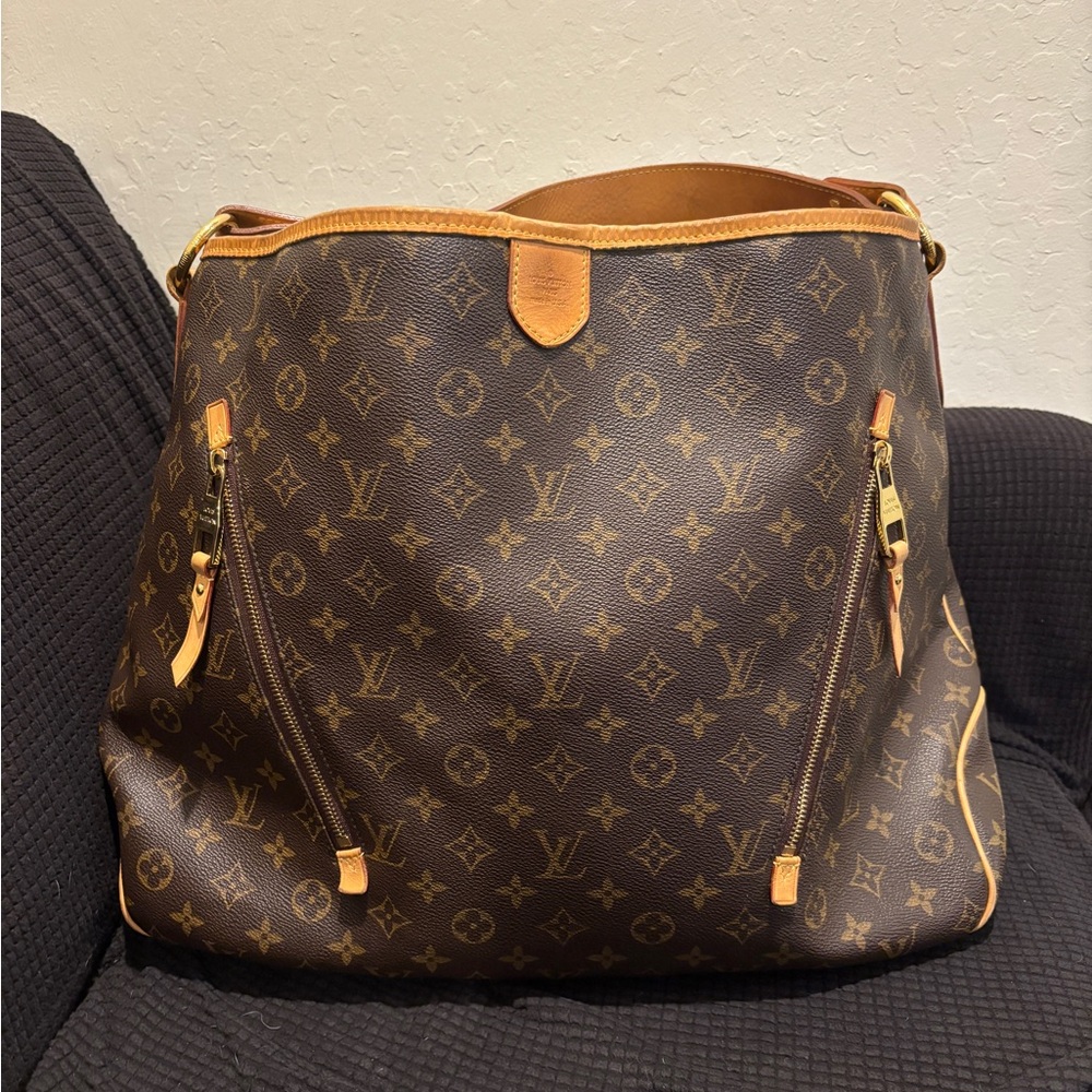 Authentic Louis Vuitton Delightful GM Monogram Shoulder Bag Good Used Condition